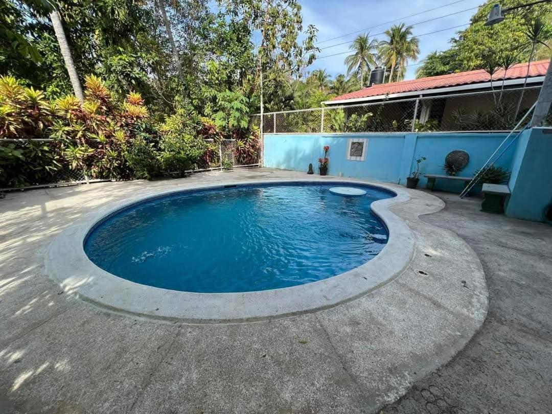 Hostal Tia Reyna El Zonte Bagian luar foto