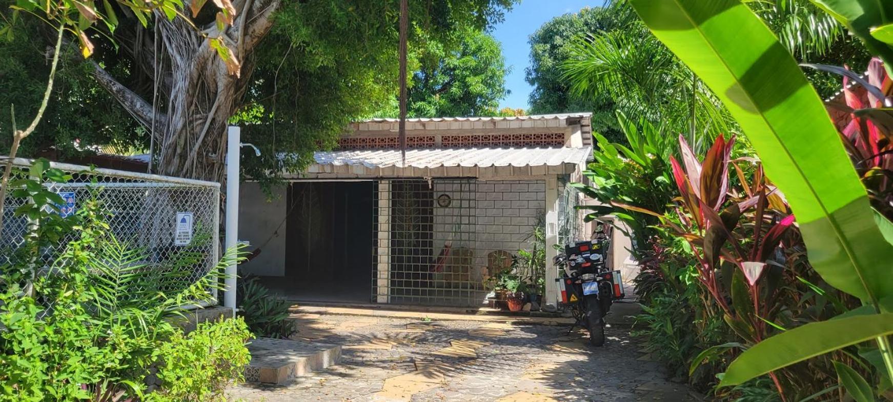 Hostal Tia Reyna El Zonte Bagian luar foto