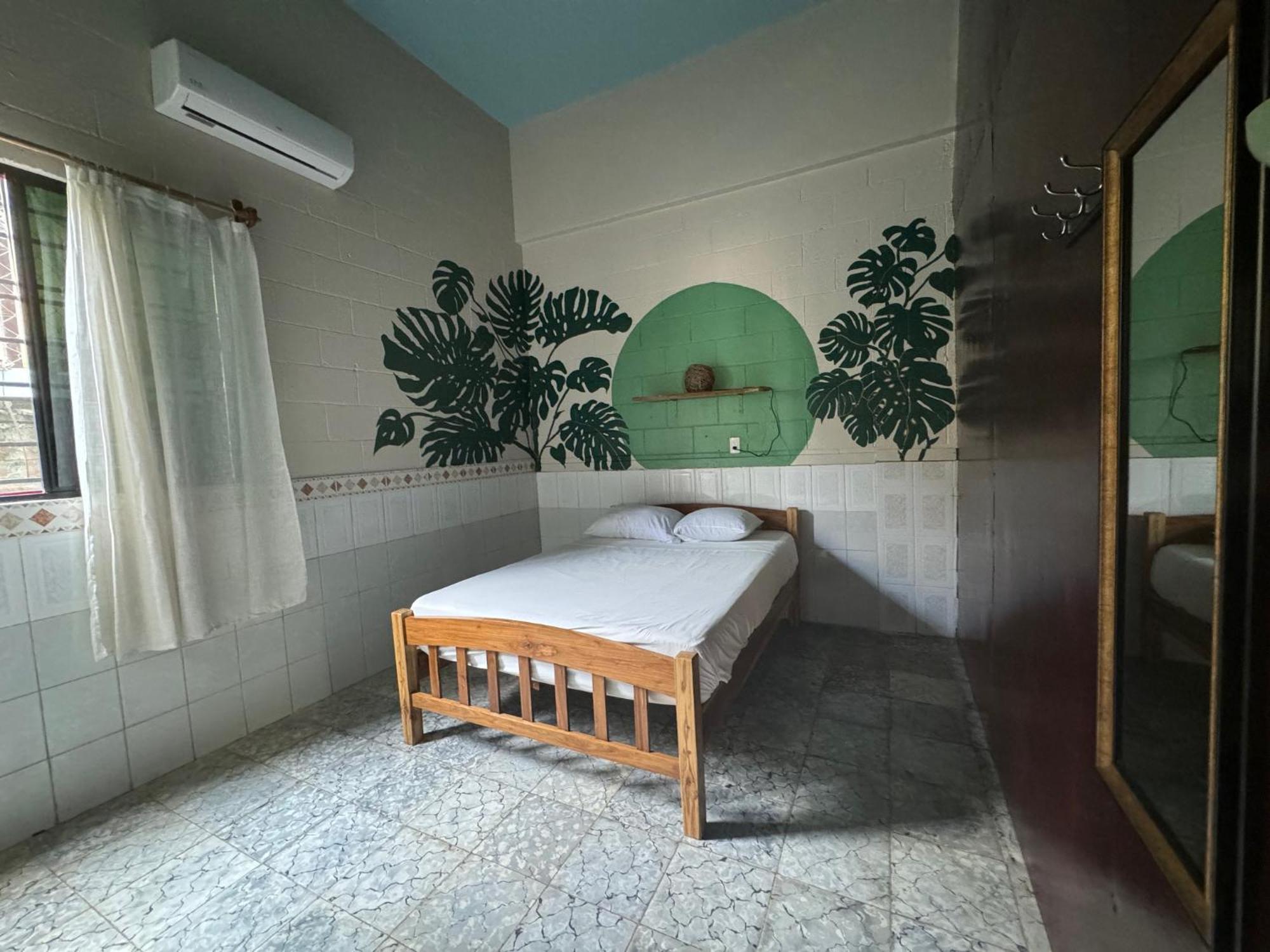 Hostal Tia Reyna El Zonte Bagian luar foto